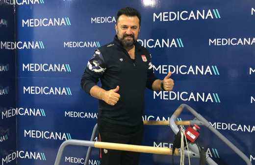 Sivasspor'un yeni teknik direktörü Bülent Uygun sağlık kontrolünden geçti