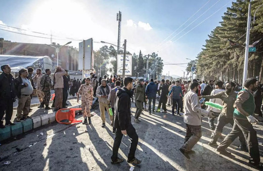 İran'daki kanlı saldırıyı terör örgütü DEAŞ üstlendi