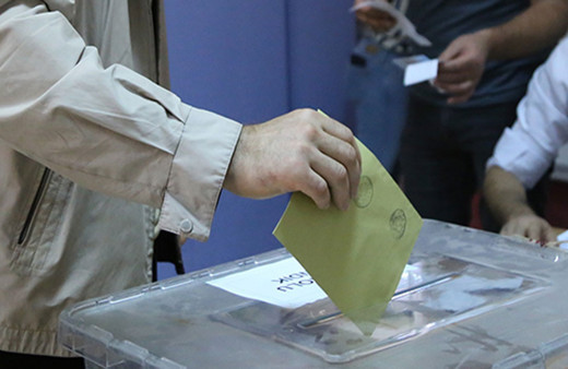 AK Parti Yeniden Refah Partisi'nden randevu istedi! Kritik yerel seçim görüşmesi