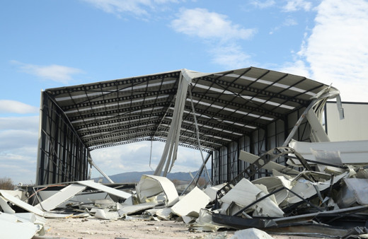 Bursa Nilüfer’de 4 bina yerle bir edildi