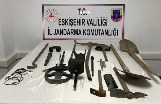 Sit alanında kaçak kazı yapan 4 kişi tutuklandı!