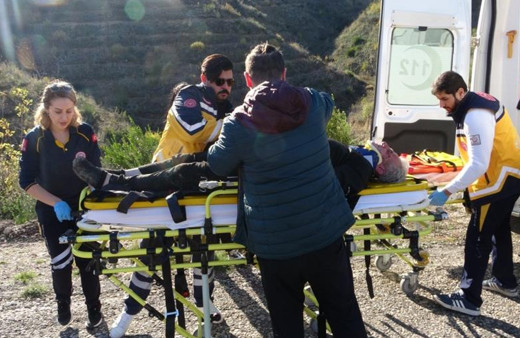 Antalya'da kiralık ATV ile şarampole yuvarlandılar: 1 ölü, 1 yaralı