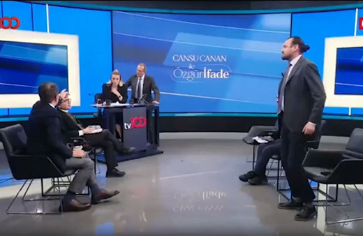 Canlı yayında ölümden döndü! Yediği kuruyemiş sunucu Cansu Canan Özgen'in soluk borusuna kaçtı! İşte o anlar