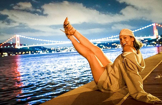 Farah Zeynep Abdullah yeni sevgilisiyle ilk kez görüntülendi