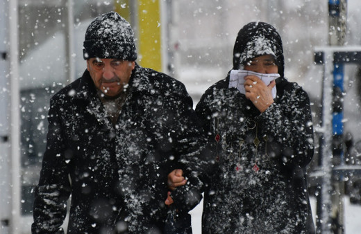 İstanbul için verilen kar yağışı tarihi değişti Meteoroloji uzmanı Orhan Şen açıkladı