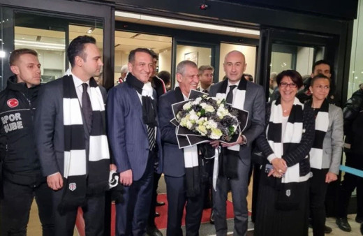 Beşiktaş'ın yeni hocası Fernando Santos İstanbul'da