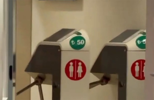 İstanbul'da tuvalet ücreti 50 TL oldu! Fiyatı gören vatandaş, tuvaletini yapmaktan vazgeçiyor...