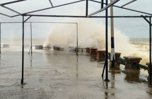 Düzce'de kuvvetli rüzgar ve sağanak etkili oldu!