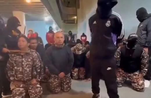 Ekvador'da iç karışıklık! Kartel çete üyeleri baskın düzenledi