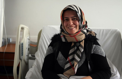 Su içmeden yemek yiyemiyordu, ameliyatla sağlığına kavuştu!