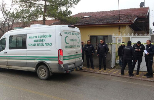 18 yaşındaki genç odasından çıkmayınca korkunç olay ortaya çıktı