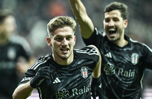 Beşiktaş yeni hocasıyla evinde 3 puana kavuştu