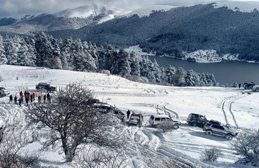 Off-road tutkunları "kar safarisi"nde buluştu