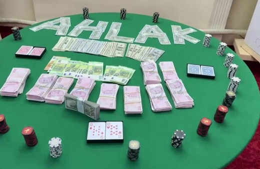 İstanbul'da kumar operasyonu: 22 kişiye ceza kesildi!