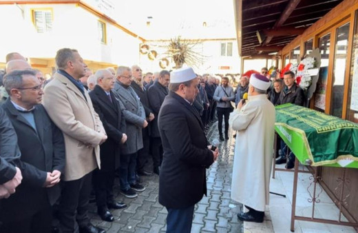 Kemal Kılıçdaroğlu, CHP'li Engin Altay'ın babasının cenazesine katıldı