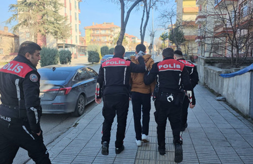 Çorum'da 15 yaşındaki çocuk silahlı saldırıda yaralandı