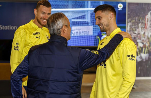 Fenerbahçe'de Rade Krunic, takımla ilk antrenmanına çıktı