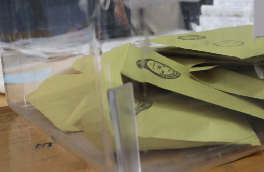 Murat Kurum mu Ekrem İmamoğlu mu? İstanbul için son anket sonuçları açıklandı