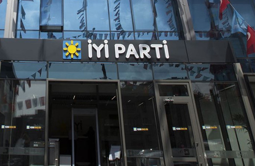 İYİ Parti'de sular durulmuyor 130 kişi istifa etti! "Yüzüm kalmadı..."