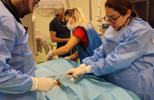 Açık kalp ameliyatı yerine 30 dakikalık operasyonla sağlığına kavuştu