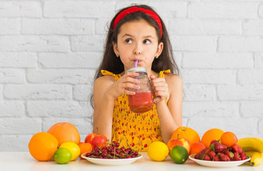 Yüzde 100 meyve suyu tüketimi çocuklar için faydalı mı?