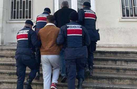 Edirne'de Yunanistan'a kaçmak isteyen 4 terörist yakalandı