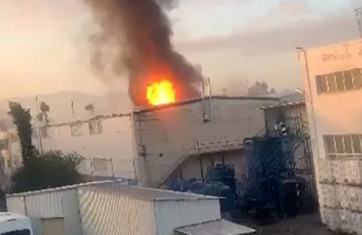 İzmir'de yangın faciası: 1 ölü, 3 ağır yaralı