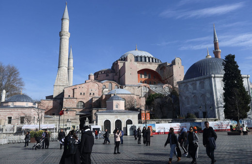 Ayasofya'da yeni düzenleme ile giriş yoğunluğu azaldı