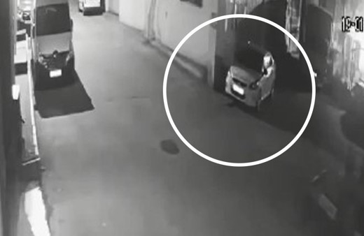 El freni çekilmeyen otomobili lodos sürdü