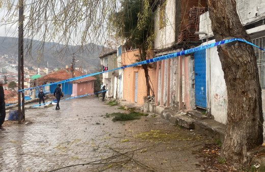 Alacak verecek kavgasında tüfekle birbirlerine ateş açan 6 kişi tutuklandı