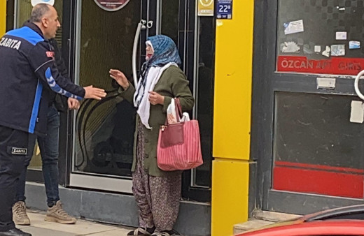 Zabıtayı görünce maraton koşucusunu aratmadı