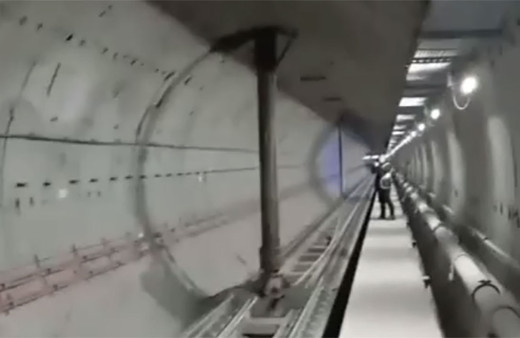 İstanbul'da metroda faciadan dönüldü! Sondaj makinası tavanı ve rayları deldi! Seferler durdu