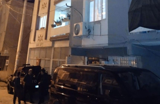 Babasını öldürüp kaçtı, cinayeti telefonla ihbar etti