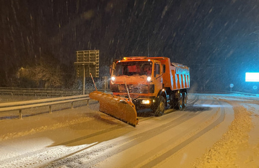Bolu Dağı'nda kar yağışı etkili oluyor