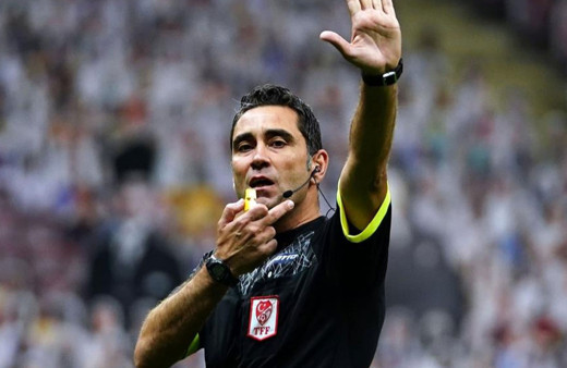 Sivasspor - Gaziantep FK maçının VAR hakemi Koray Gençerler