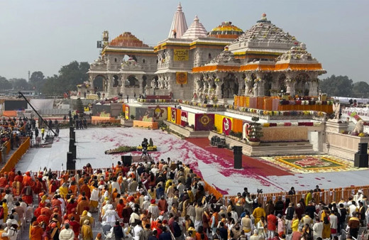 Tarihi Babür Camisi Hindu tapınağına çevrildi, açılışı Başbakan Modi yaptı