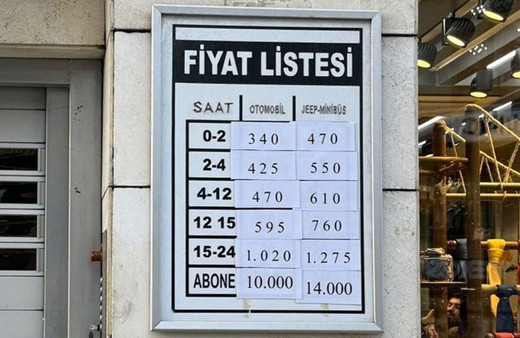 Laleli'de saatlik otopark ücretleri sosyal medyada yankı buldu restoran menüsü gibi