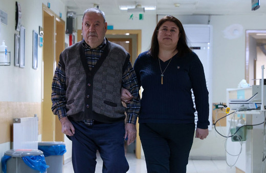 Kapanmayan yaralarından kök hücre tedavisiyle kurtuldu!