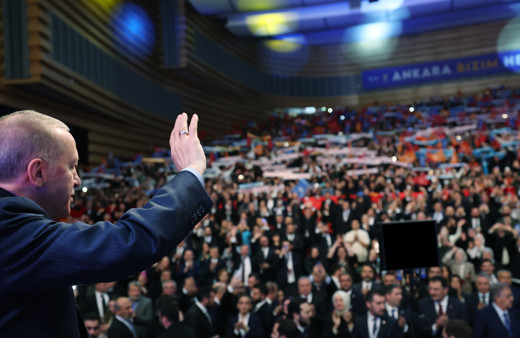 AK Parti'nin Ankara ilçe adayları belli oldu! Cumhurbaşkanı Erdoğan: Bol bol şov ve tatil yaptılar, millet hesabını soracak