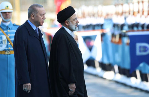 Cumhurbaşkanı Erdoğan, İran Cumhurbaşkanı Reisi'yi resmi törenle karşıladı