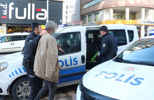 Koyunları ölen adam kendini yakmaya çalıştı!