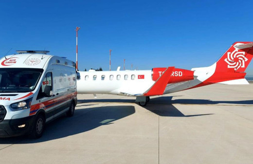 Ambulans uçak 10 günlük bebek için havalandı!