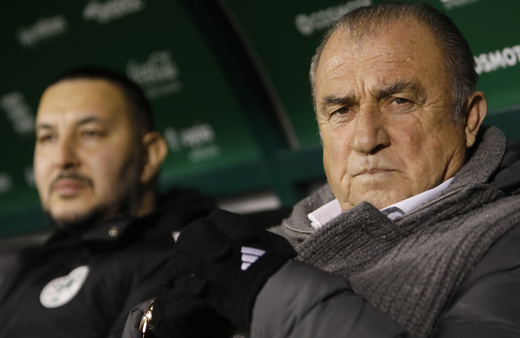 Fatih Terim, Panathinaikos'un başında ilk mağlubiyetini aldı