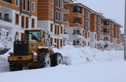 Bitlis’te 213 köy yolu ulaşıma açıldı!