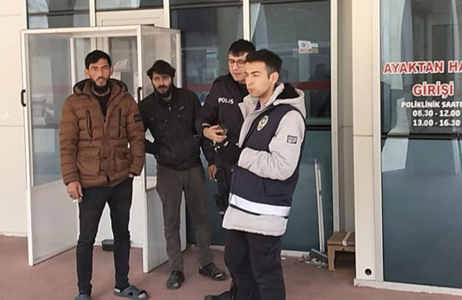 3 yaşındaki çocuğun ölümünde darp şüphesi! Anne babası gözaltında!