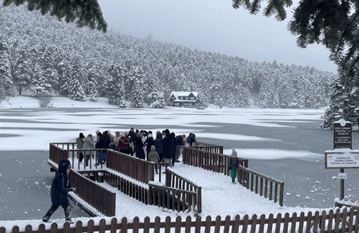 Kartalkaya, Gölcük ve Abant'ta kar etkili oluyor