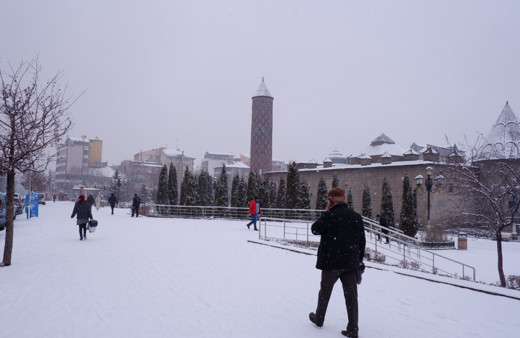 Meteorolojiden Erzurum için kuvvetli kar uyarısı