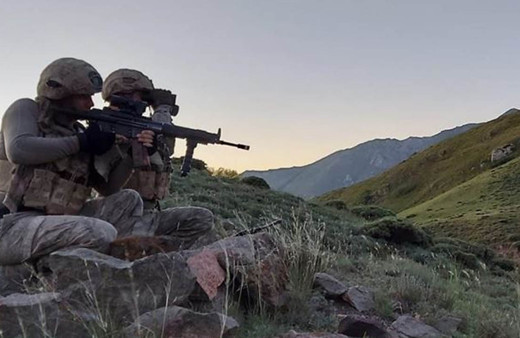 PKK'ya bir darbe daha! Milli Savunma Bakanlığı duyurdu: 5 terörist etkisiz hale getirildi