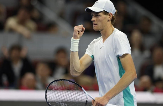 Avustralya Açık'ta Novak Djokovic'i eleyen Jannik Sinner finale çıktı