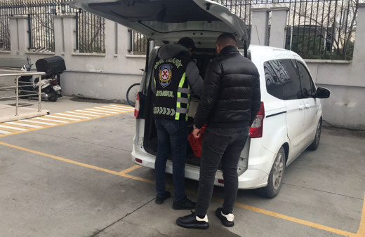 Trafikte makas atarak seyreden sürücüye ceza yağdı